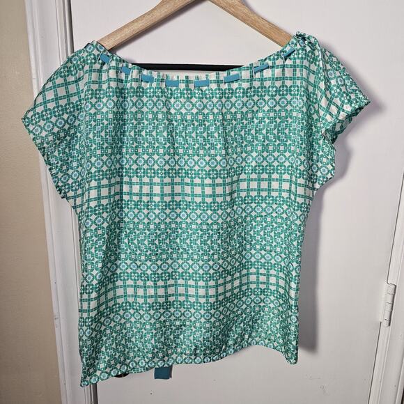 Geometric 100% Silk Tie Bow Blouse Green Size Medium Coquette Girly Feminine Y2K - Picture 5 of 6